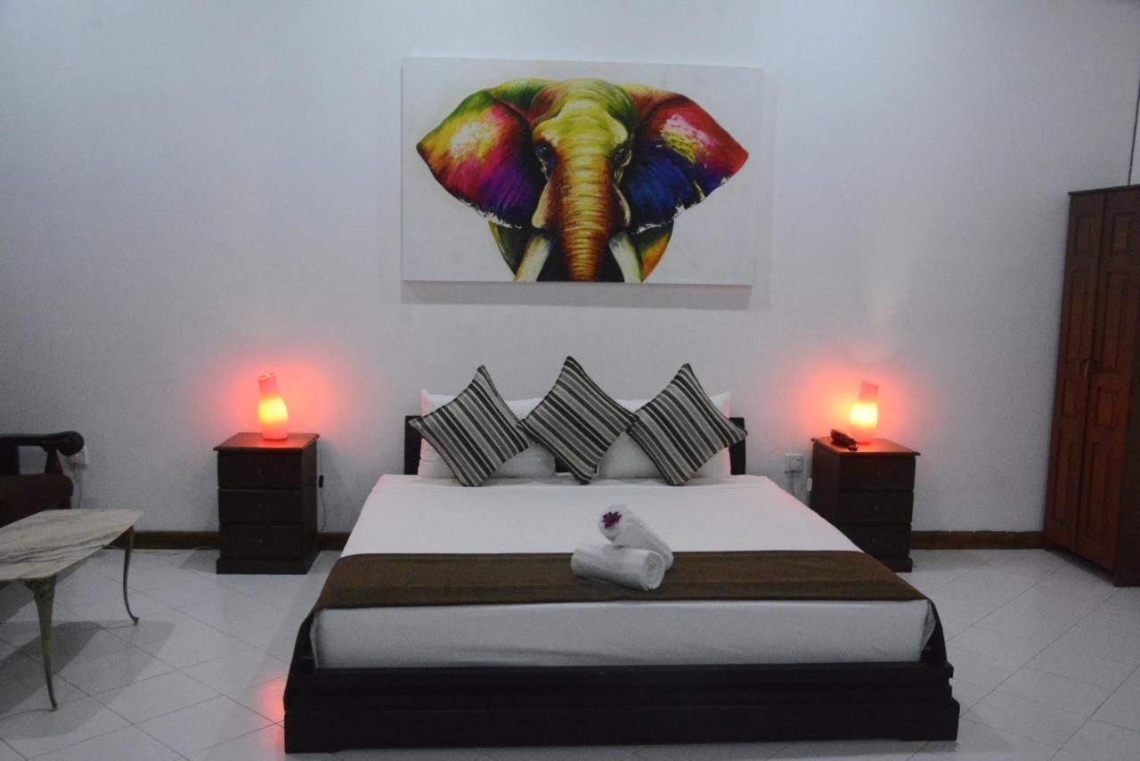 Vimanra Udawalawa Hotel Udawalawe Bagian luar foto