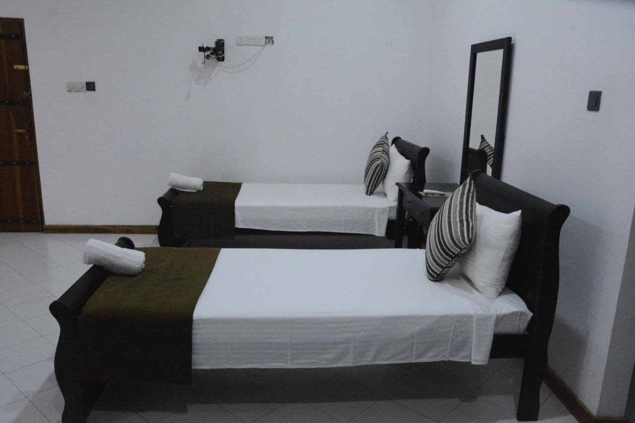 Vimanra Udawalawa Hotel Udawalawe Bagian luar foto