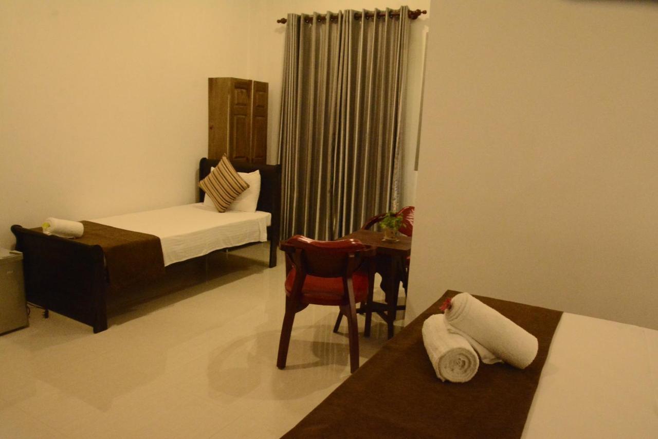 Vimanra Udawalawa Hotel Udawalawe Bagian luar foto